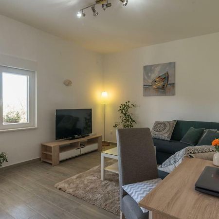 Apartment Okrug Gornji - Trogir With Sea View Exteriér fotografie