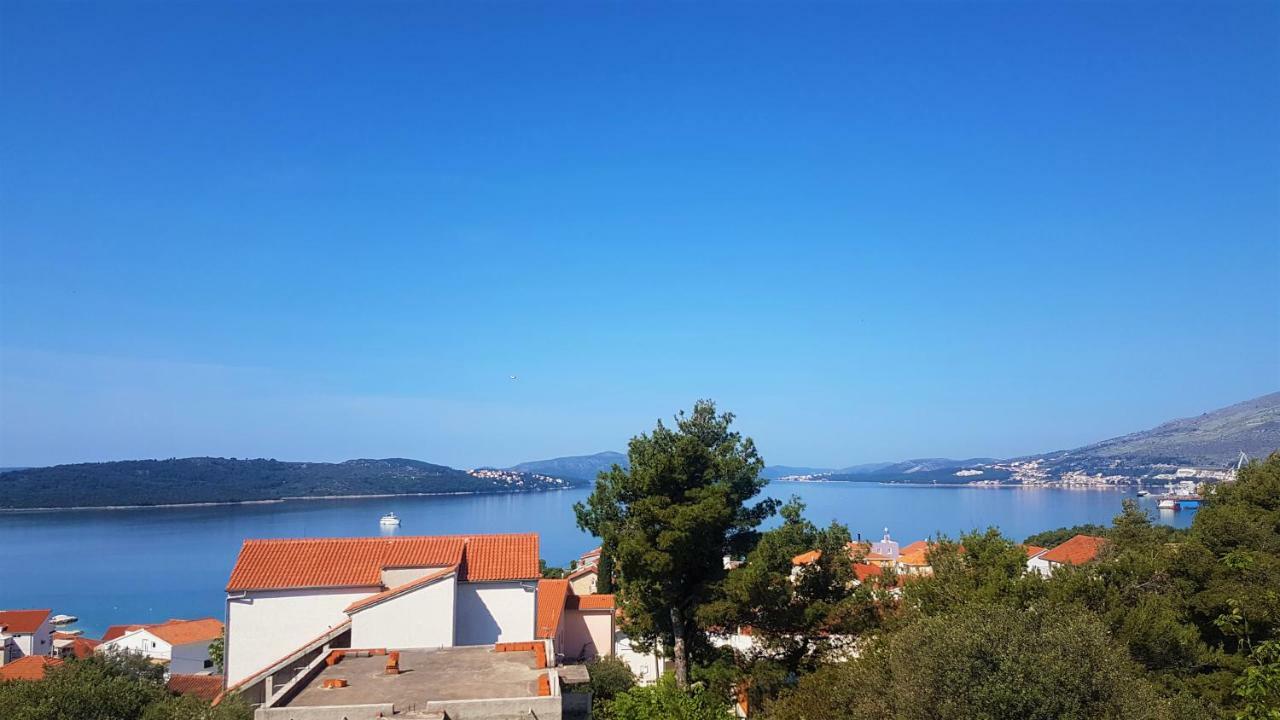 Apartment Okrug Gornji - Trogir With Sea View Exteriér fotografie