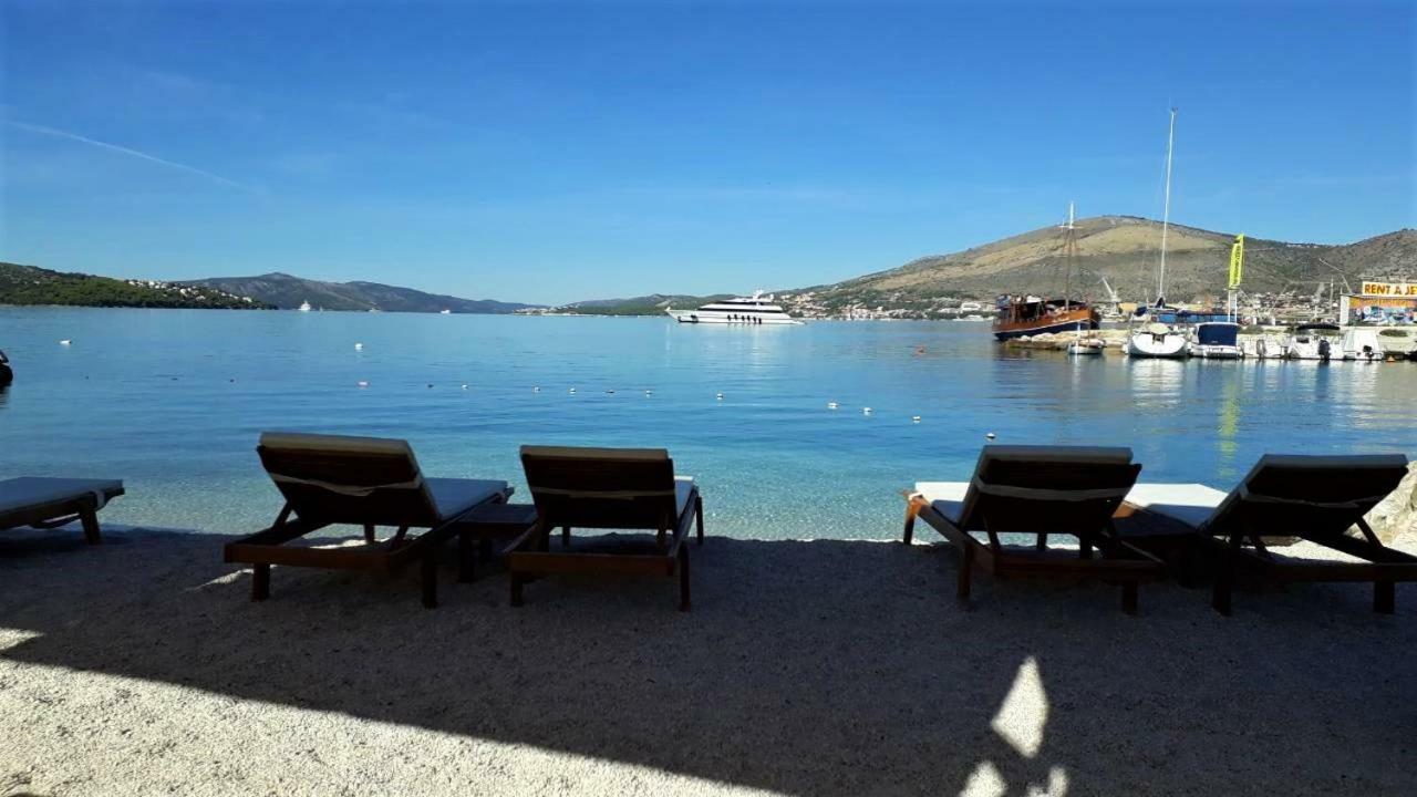 Apartment Okrug Gornji - Trogir With Sea View Exteriér fotografie